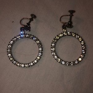 Vintage Earrings Screw on Round